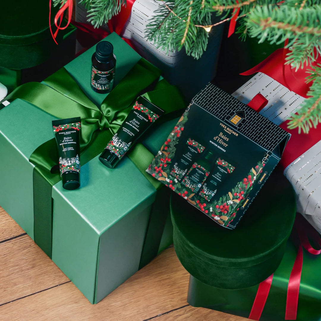 ZIEMAS OGAS dāvanu komplekts ar dušas gēlu, ķermeņa skrubi un ķermeņa pieniņu
